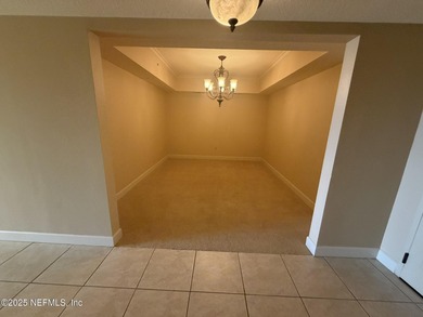 RIVER VIEWS from every room, all the way up on the 17th floor!