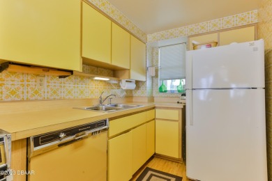 ALL ASSESSMENTS PAID! Eligible for financing! No-drive beach!