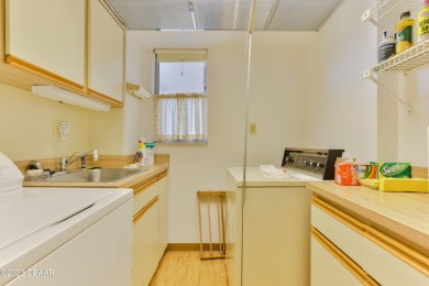 ALL ASSESSMENTS PAID! Eligible for financing! No-drive beach!