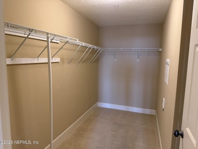 RIVER VIEWS from every room, all the way up on the 17th floor!