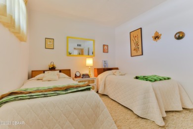 ALL ASSESSMENTS PAID! Eligible for financing! No-drive beach!