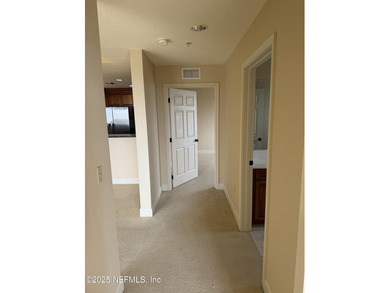 RIVER VIEWS from every room, all the way up on the 17th floor!