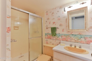 ALL ASSESSMENTS PAID! Eligible for financing! No-drive beach!