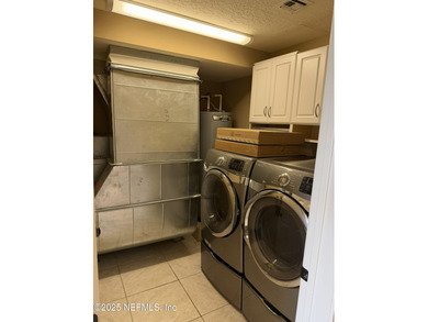 RIVER VIEWS from every room, all the way up on the 17th floor!