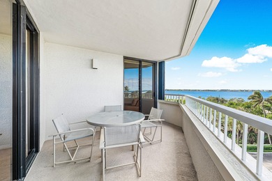 BEAUTIFUL, spacious 2/2 condo boasts breathtaking OCEAN and