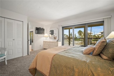 This Beautiful 2 bedroom 2 Bath condo is offered TURNKEY, just