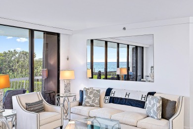 This sophisticated 2,600+ SF residence at Sloan's Curve offers