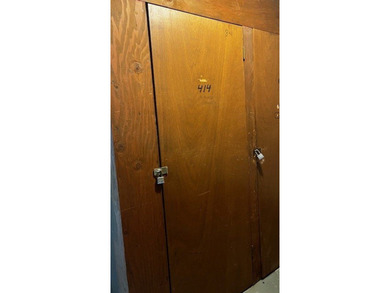 Welcome to this Top Floor Corner End Unit (No neighbors on