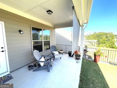 Gorgeous breathtaking scenery from your cozy covered back patio