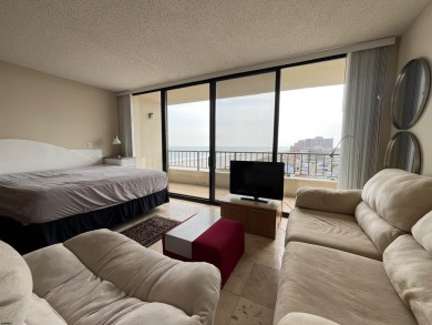 Craving resort-style living with a touch of big-city flair?