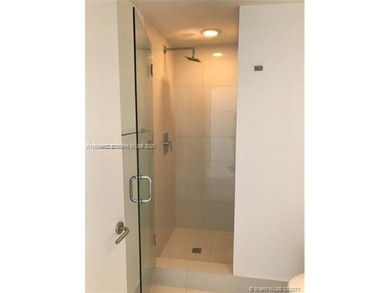 Modern & stylish 2 Bed | 2 Bath at SLS Brickell! Elegant