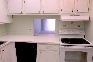 INVESTOR-FRIENDLY OPPORTUNITY! Bright and spacious 1-bedroom