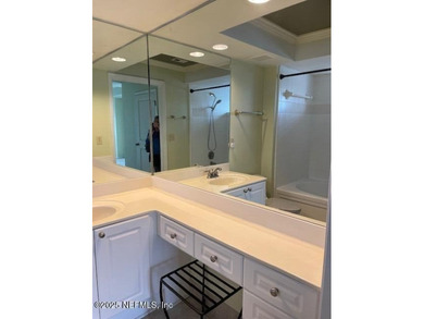 Beautiful 1 bedroom w/den that has been renovated featuring