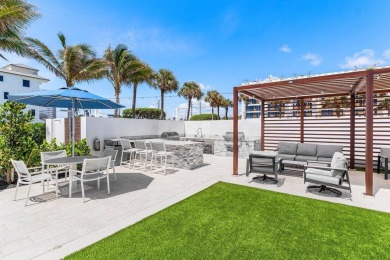 This direct oceanfront unit offers an unparalleled coastal