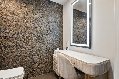 **Open House Sunday 10/26 10am - 12pm** Welcome to *9600*