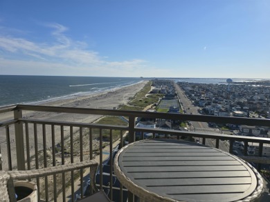 **Open House Sunday 10/26 10am - 12pm** Welcome to *9600*