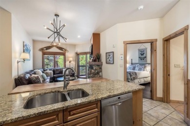 Turn-Key 2 bedroom 2 bathroom 835 sqft first floor Expedition