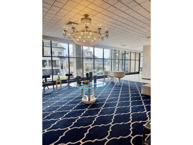 Lovely mini two bedroom condo (owner uses 2nd bedroom as office