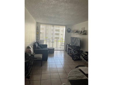 Spectacular property in the desirable neighborhood of