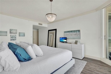 Direct oceanfront at the Regency on spectacular Hutchinson