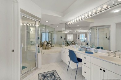 Direct oceanfront at the Regency on spectacular Hutchinson