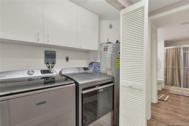 Direct oceanfront at the Regency on spectacular Hutchinson