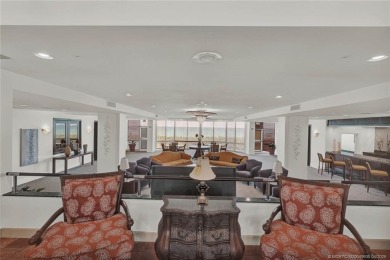 Direct oceanfront at the Regency on spectacular Hutchinson