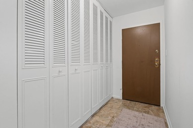 TERRIFFIC 2 BEDROOM 2 BATH FIRST FLOOR CORNER UNIT WITH PRIVATE