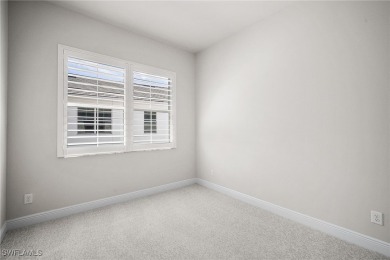 Stunning Coach Home in Azure at Hacienda Lakes!

Welcome to