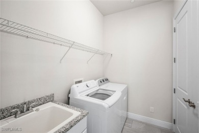 Stunning Coach Home in Azure at Hacienda Lakes!

Welcome to