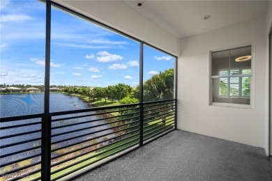 Stunning Coach Home in Azure at Hacienda Lakes!

Welcome to