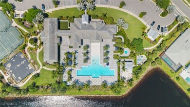 Stunning Coach Home in Azure at Hacienda Lakes!

Welcome to