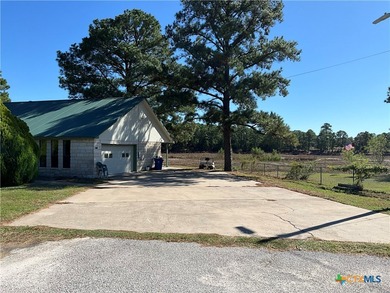 Bastrop Country Living on Lake - austin stone country home with