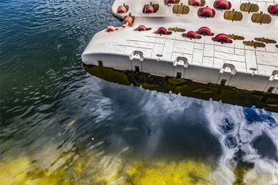 ONE-OF-A-KIND WATERFRONT VIEWS - FISH RIGHT FROM YOUR DOCK!
