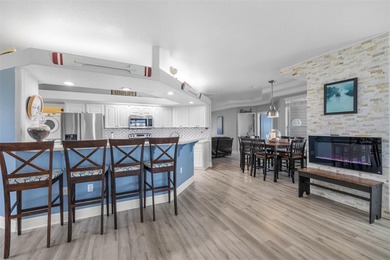 ONE-OF-A-KIND WATERFRONT VIEWS - FISH RIGHT FROM YOUR DOCK!
