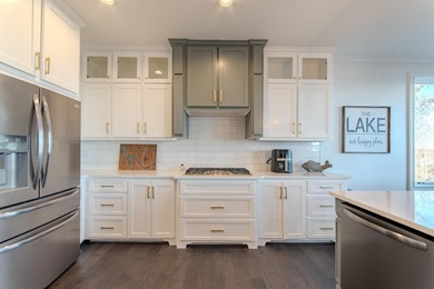 Beautiful home located on Pickwick Lake in a beautiful