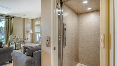 Wonderful Gulf-to-Bay complex on Anna Maria Island. Furnished