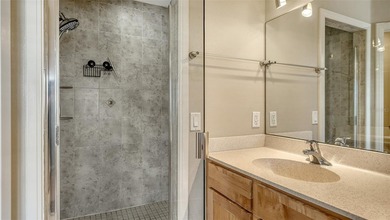 Wonderful Gulf-to-Bay complex on Anna Maria Island. Furnished