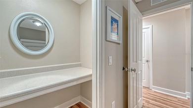 Wonderful Gulf-to-Bay complex on Anna Maria Island. Furnished