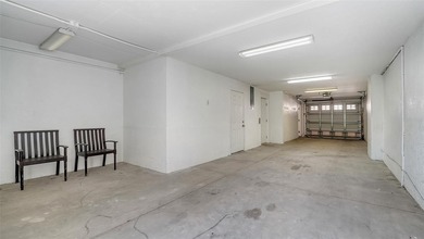 Wonderful Gulf-to-Bay complex on Anna Maria Island. Furnished