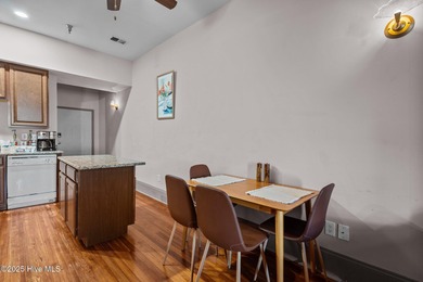 Fully furnished 1 bed, 1 bath condo with views of the iconic