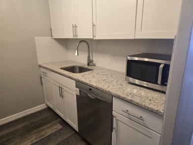 Welcome to Landmark Towers, perfectly situated in Atlantic