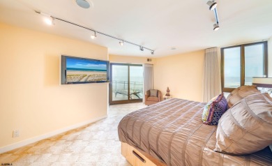 From the moment you open the door the sun & ocean will greet