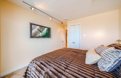 From the moment you open the door the sun & ocean will greet