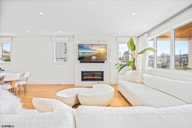 THIS ONE-OF-A-KIND ST. LEONARD'S TRACT NEW CONSTRUCTION HAS IT