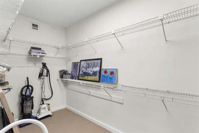 Marina Tower | One-Bedroom Residence
Rarely available 1-bedroom