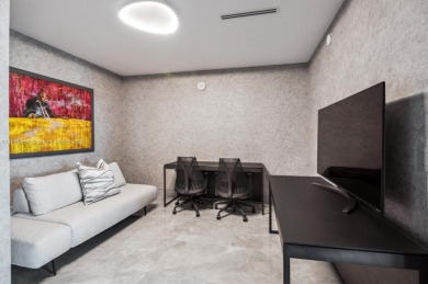 This stunning, state of the art Upper Penthouse is the epitome