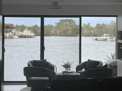 Enjoy the amazing unobstructed water view from all the main