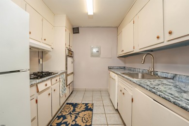 Enjoy the beach life in this sunny corner unit with incredible