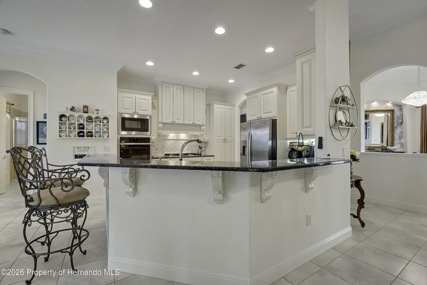 Welcome to this exceptional waterfront retreat, lovingly - photo 14